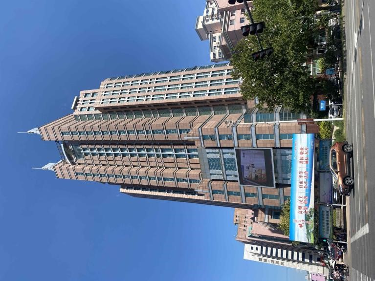 1756365879125047512.jpg 1.jpg